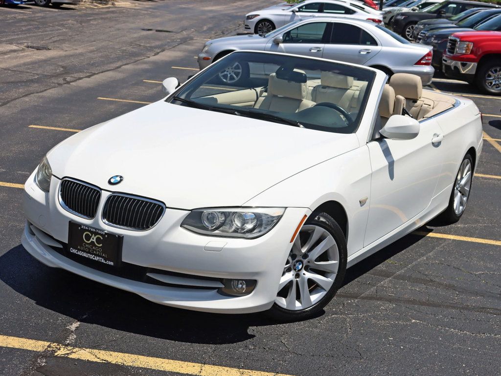2011 BMW 3 Series 328i Premium Hardtop Convertible - 23038245 - 24