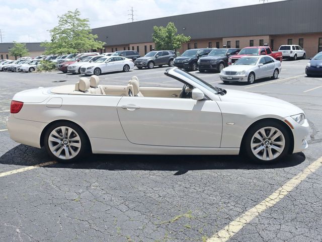 2011 BMW 3 Series 328i Premium Hardtop Convertible - 23038245 - 8