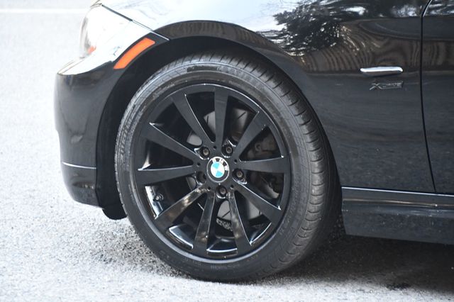 2011 BMW 3 Series 328i xDrive - 22948052 - 10