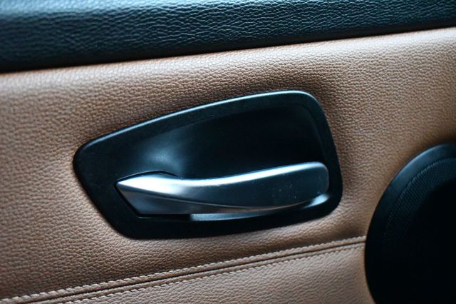 2011 BMW 3 Series 328i xDrive - 22948052 - 12