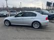 2011 BMW 3 Series 328i xDrive - 22988642 - 3