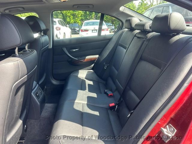 2011 BMW 3 Series 328i xDrive - 23053564 - 9