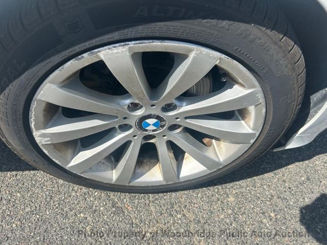 2011 BMW 3 Series 328i xDrive - 23083102 - 12