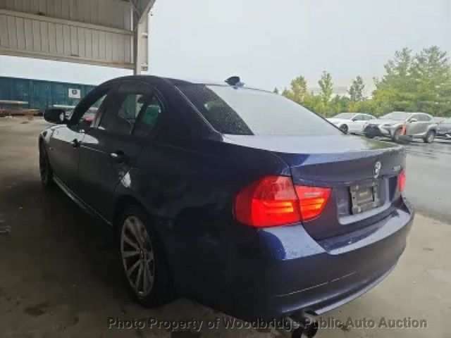 2011 BMW 3 Series 328i xDrive - 23093050 - 6