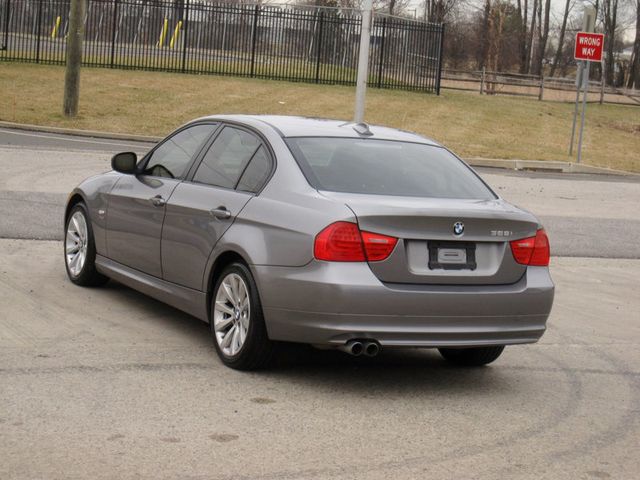 2011 BMW 3 Series 328i xDrive - 22972094 - 11