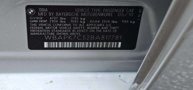 2011 BMW 3 Series 328i xDrive - 22988619 - 10