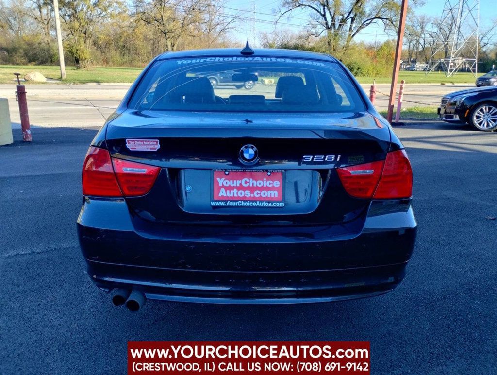 2011 BMW 3 Series 328i xDrive - 22663610 - 3