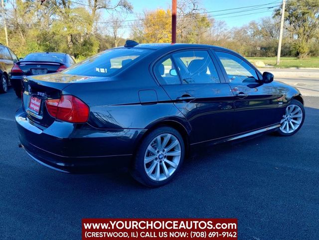 2011 BMW 3 Series 328i xDrive - 22663610 - 4