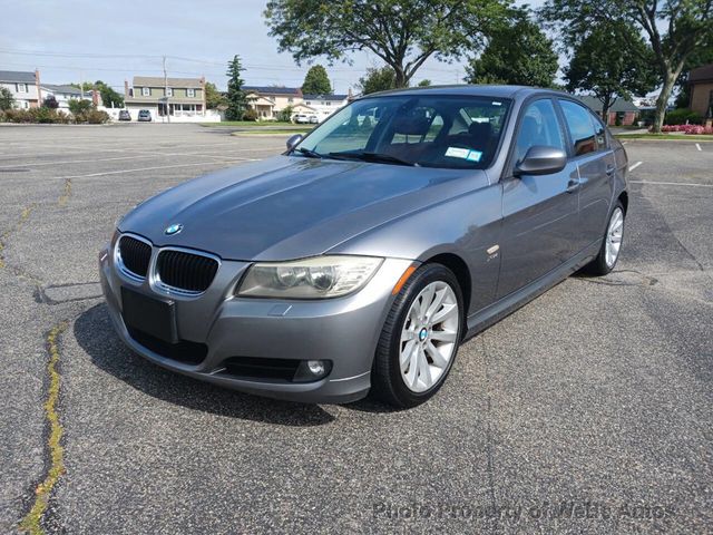 2011 BMW 3 Series 328i xDrive - 22586799 - 3