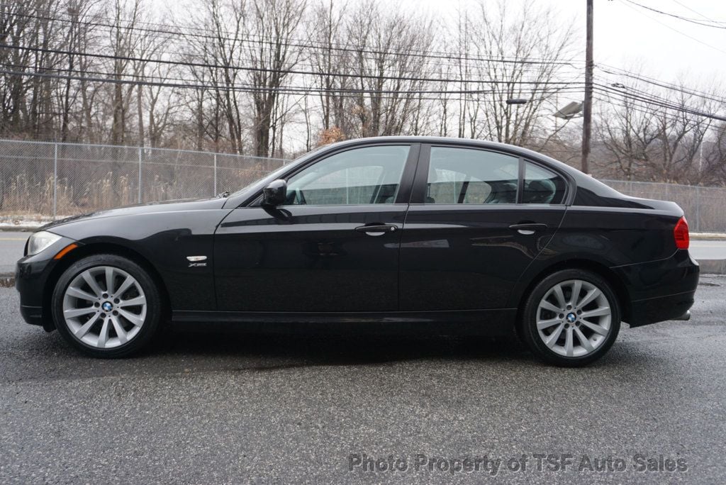 2011 BMW 3 Series 328i xDrive NAVIGATION HOT SEATS ROOF 1-OWNER CLEAN CARFAX - 22763900 - 3