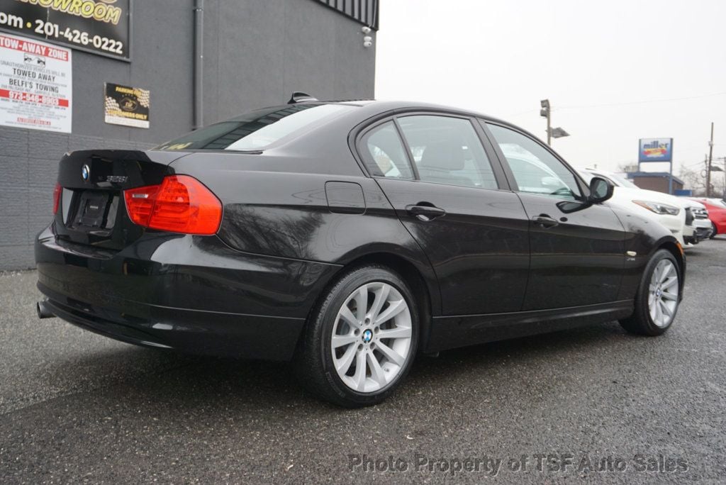 2011 BMW 3 Series 328i xDrive NAVIGATION HOT SEATS ROOF 1-OWNER CLEAN CARFAX - 22763900 - 6