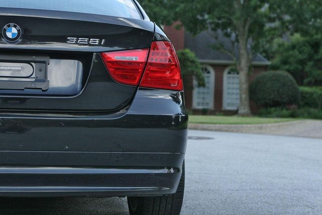 2011 BMW 3 Series 328i xDrive Sedan - 10796108 - 11