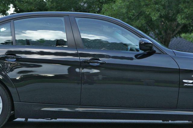 2011 BMW 3 Series 328i xDrive Sedan - 10796108 - 19