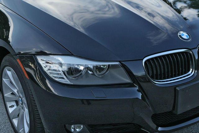 2011 BMW 3 Series 328i xDrive Sedan - 10796108 - 23