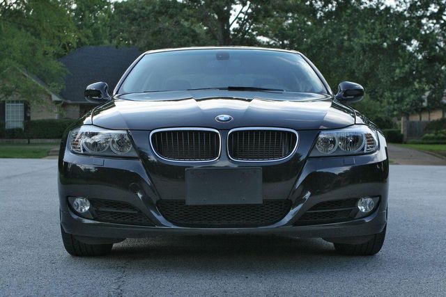 2011 BMW 3 Series 328i xDrive Sedan - 10796108 - 26