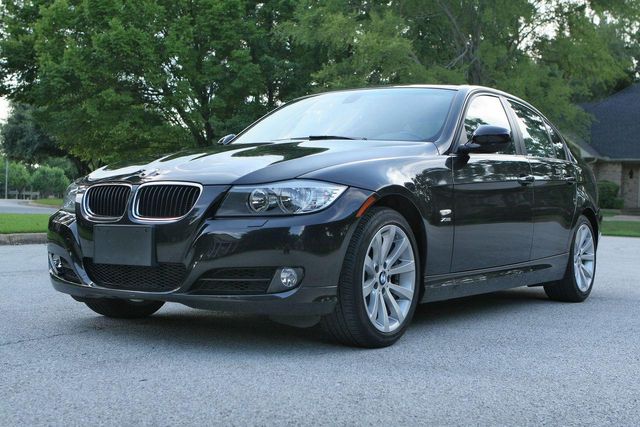 2011 BMW 3 Series 328i xDrive Sedan - 10796108 - 29