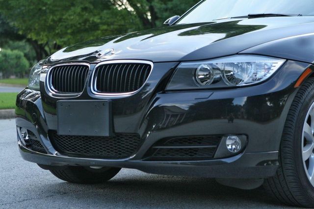 2011 BMW 3 Series 328i xDrive Sedan - 10796108 - 30