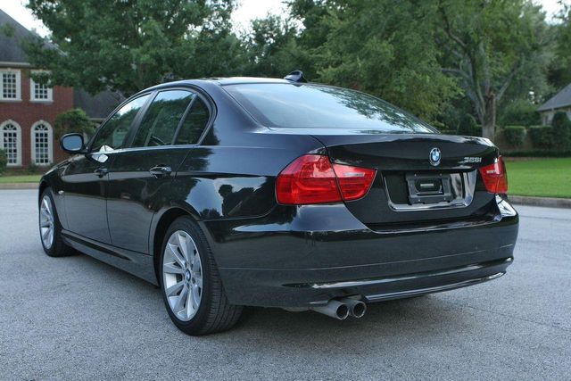 2011 BMW 3 Series 328i xDrive Sedan - 10796108 - 7