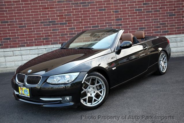 2011 BMW 3 Series 335i - 22433073 - 3