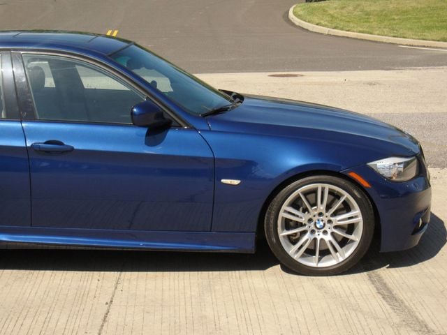 2011 BMW 3 Series 335i - 23034911 - 9