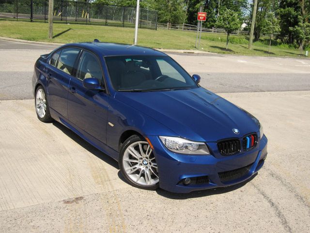 2011 BMW 3 Series 335i - 23034911 - 1
