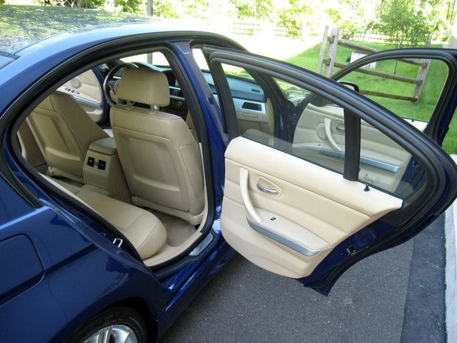2011 BMW 3 Series 335i - 23034911 - 26