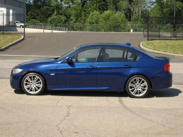 2011 BMW 3 Series 335i - 23034911 - 5