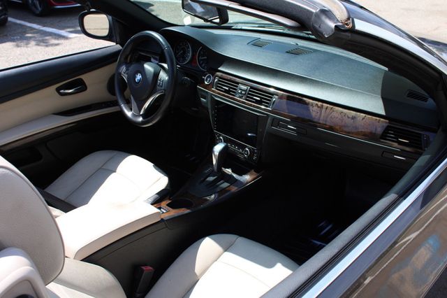 2011 BMW 3 Series 335i - 23036496 - 26