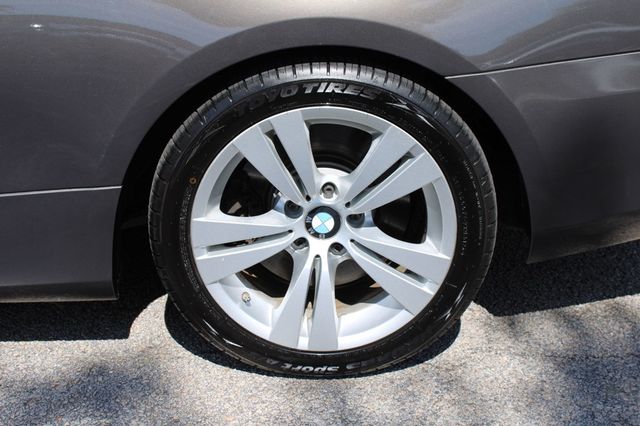2011 BMW 3 Series 335i - 23036496 - 28