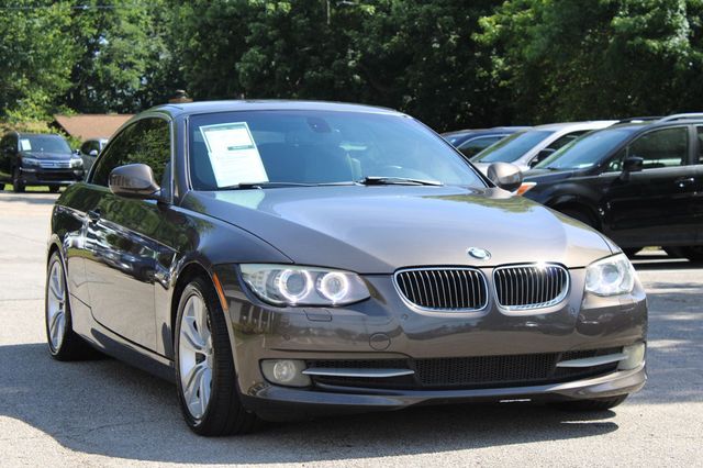 2011 BMW 3 Series 335i - 23036496 - 4