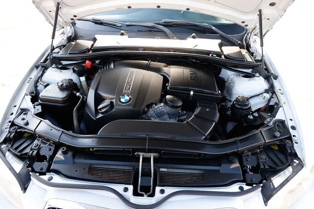 2011 BMW 3 Series 335i - 22955320 - 22