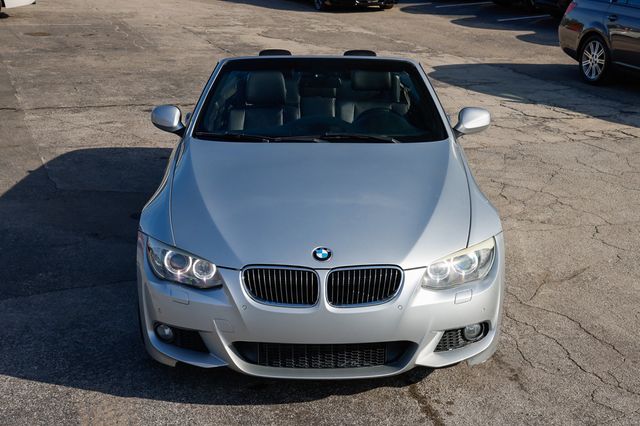 2011 BMW 3 Series 335i - 22955320 - 23