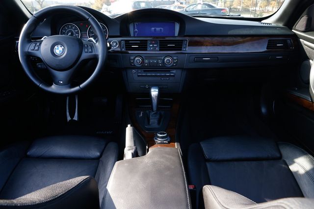 2011 BMW 3 Series 335i - 22955320 - 25