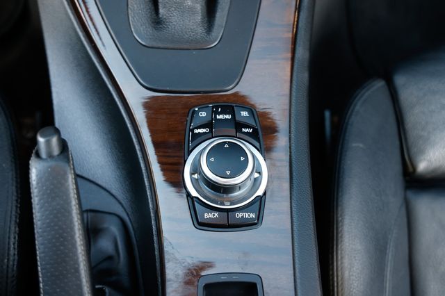 2011 BMW 3 Series 335i - 22955320 - 39