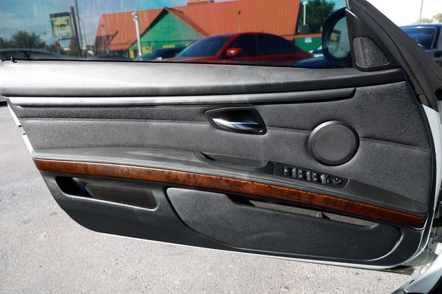 2011 BMW 3 Series 335i - 22955320 - 41