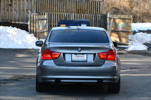 2011 BMW 3 Series 335i xDrive - 22976515 - 5