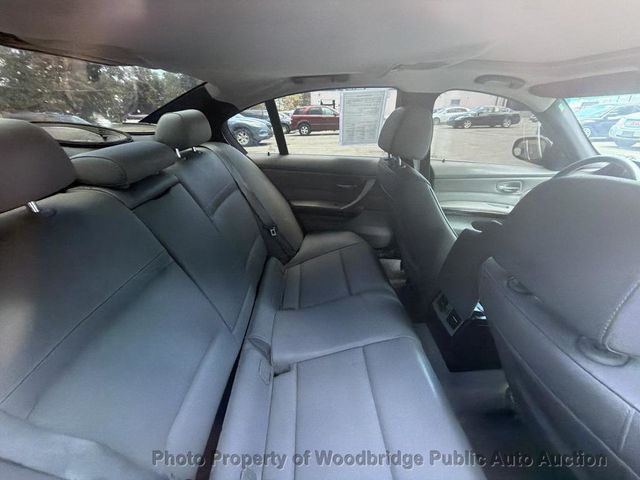 2011 BMW 3 Series 335i xDrive - 23058590 - 8