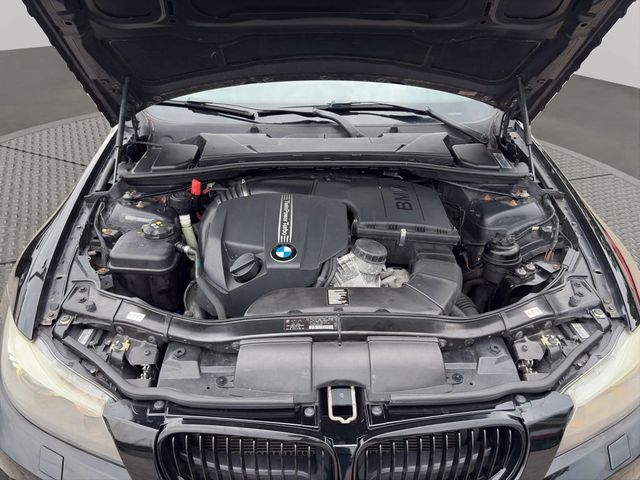 2011 BMW 3 Series 335i xDrive - 23016178 - 27
