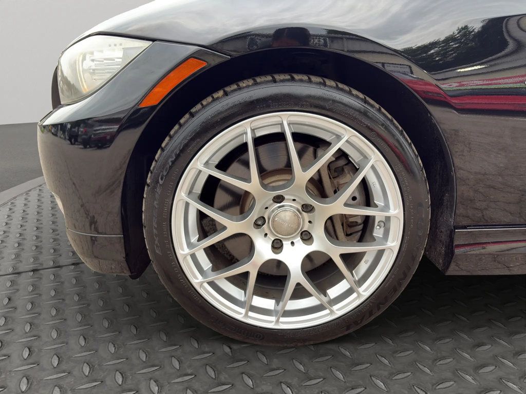 2011 BMW 3 Series 335i xDrive - 23016178 - 30