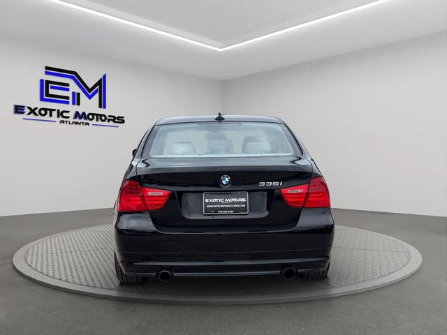 2011 BMW 3 Series 335i xDrive - 23016178 - 3