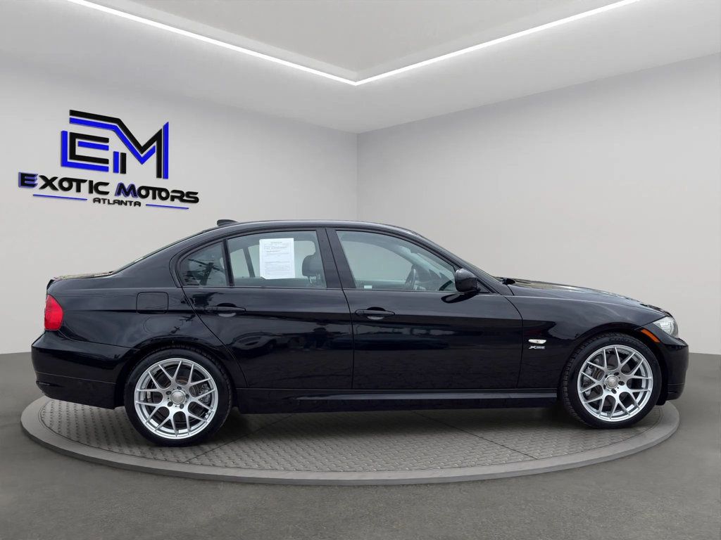 2011 BMW 3 Series 335i xDrive - 23016178 - 5