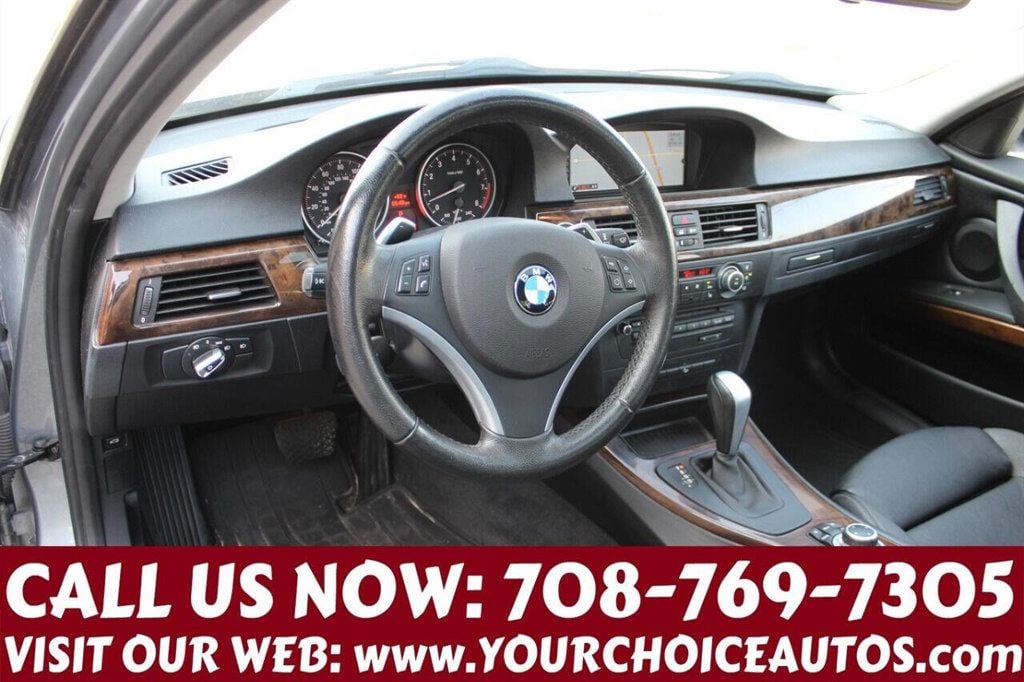 2011 BMW 3 Series 335i xDrive - 22632372 - 14