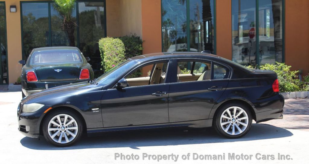 2011 Bmw 328i photo 2