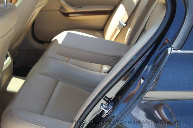 2011 BMW 3 Series AWD , ORIGINALLY  $ 48,435 WITH NICE FACTORY OPTIONS - 21520173 - 19