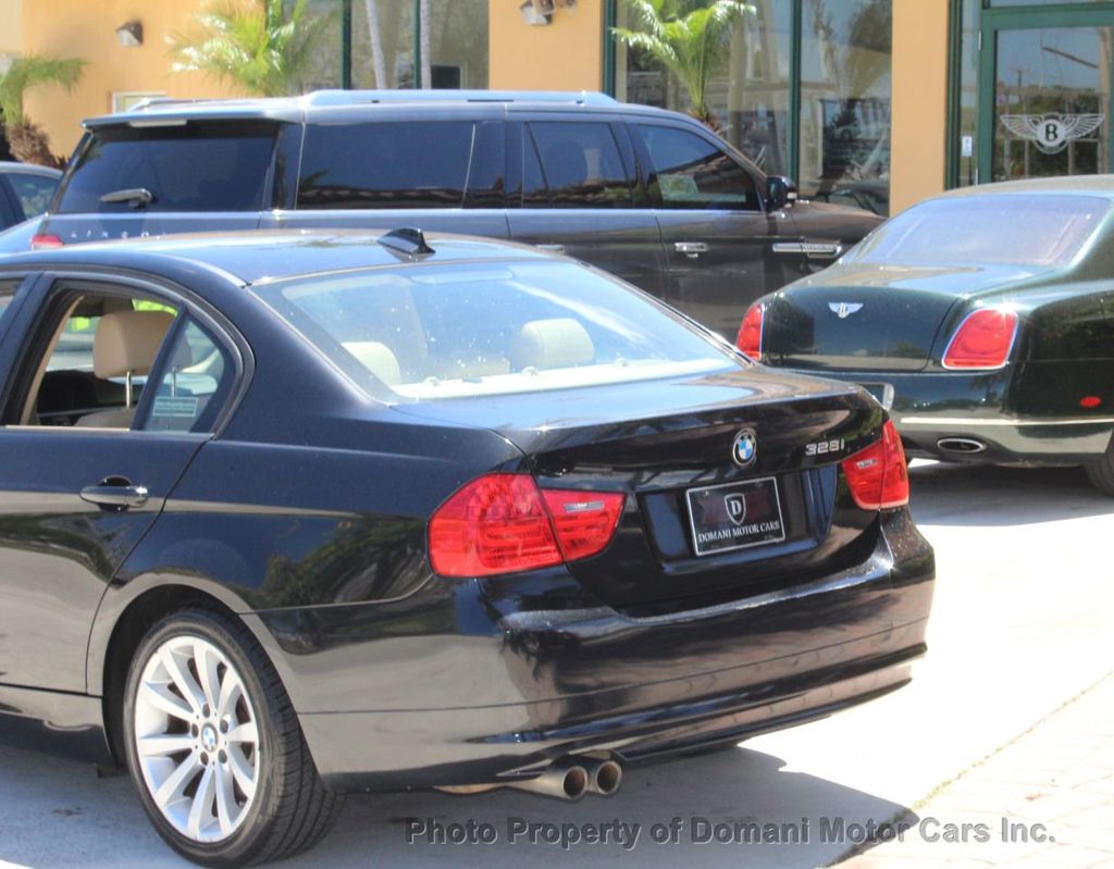 2011 Bmw 328i photo 24