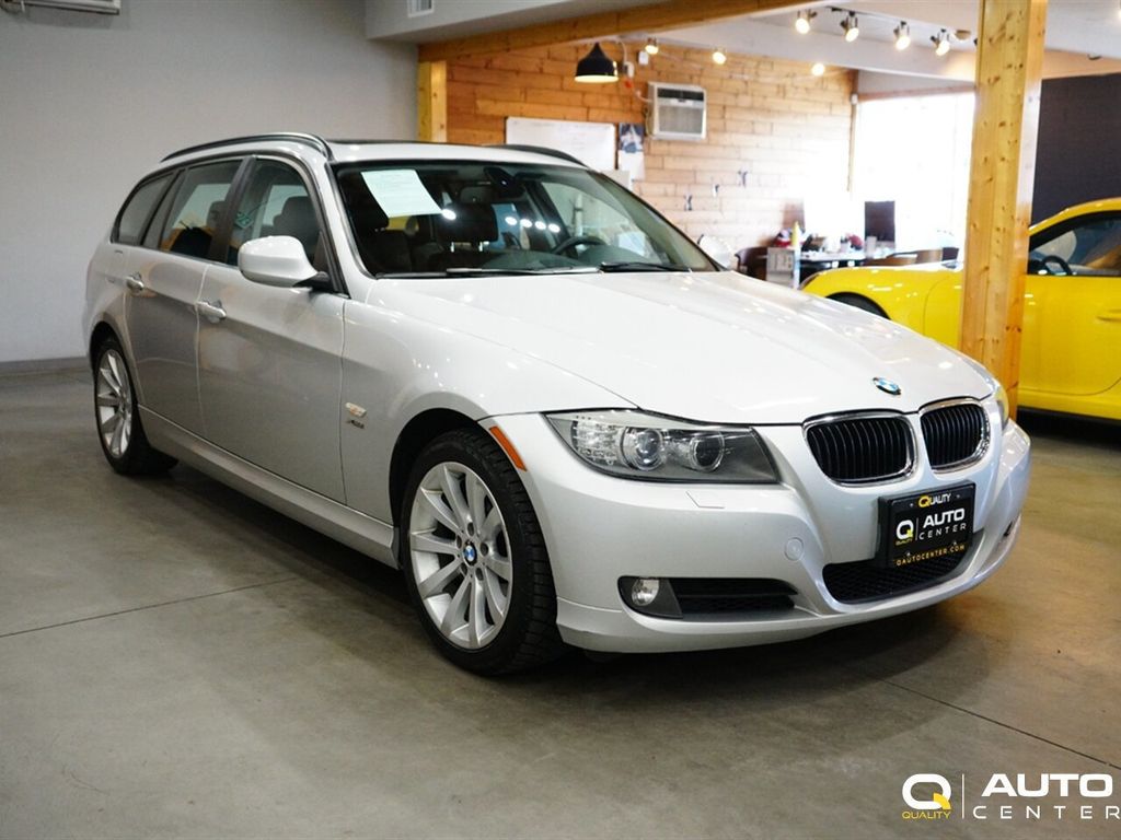 2011 BMW 3 Series Sports 328i xDrive - 22557278 - 2