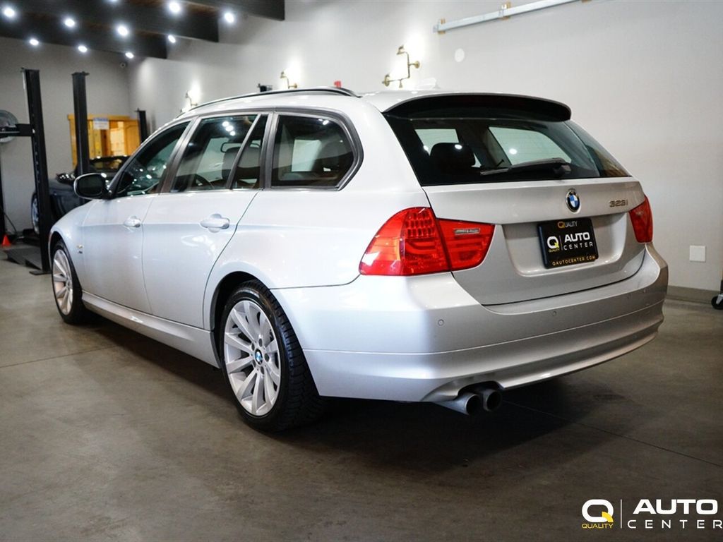 2011 BMW 3 Series Sports 328i xDrive - 22557278 - 6