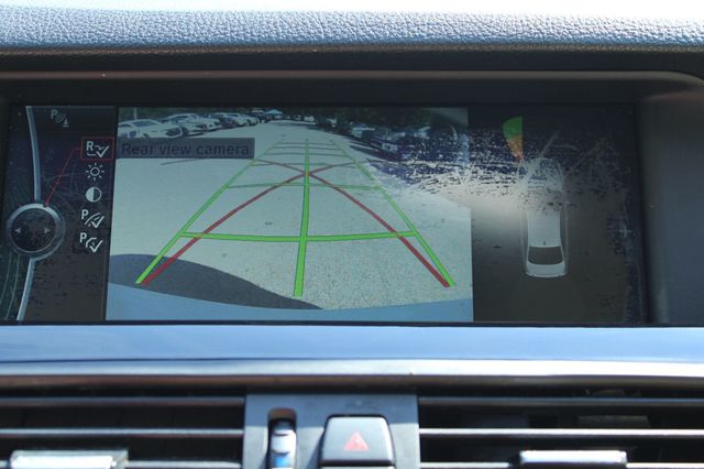 2011 BMW 5 Series 528i - 23067948 - 17