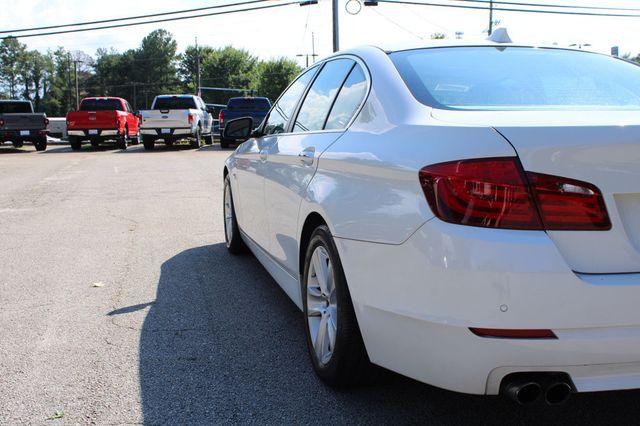 2011 BMW 5 Series 528i - 23067948 - 34