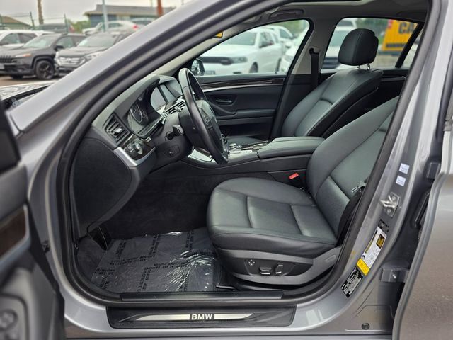 2011 BMW 5 Series 528i - 22968344 - 12